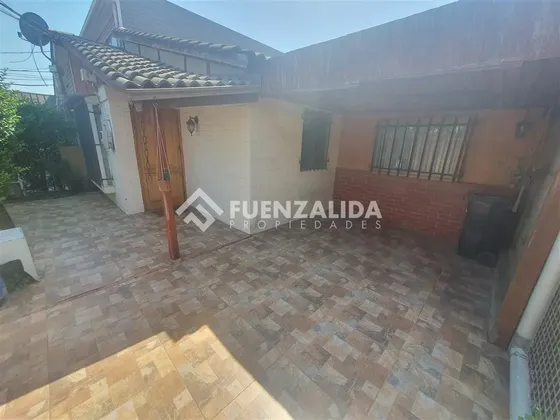 Casa En Venta De 3 Dorm. En Puente Alto