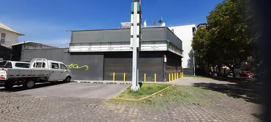 Arriendo Local Comercial Lyon Esquina Simon Bolivar