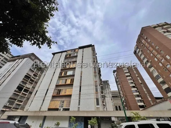 Apartamento En Venta Los Palos Grandes 25-21433