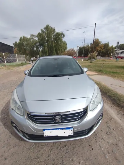 Peugeot 408 1.6 Active 115cv