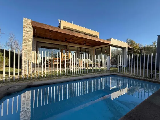 Casa En Venta En Los Poleros Machalí