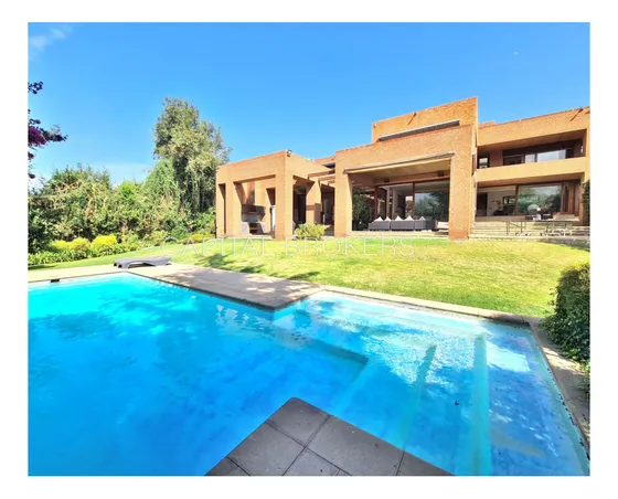 Impresionante Casa En Exclusivo Condominio (js)