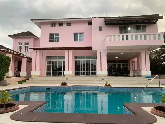 Villa De Lujo En Sosua Con Vista Al Mar 