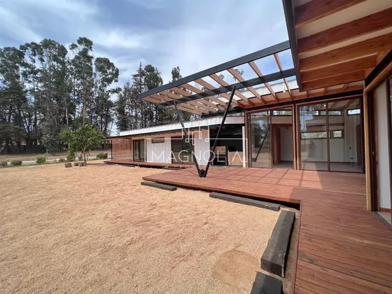 Casa En Venta De 3 Dorm. En Puchuncaví