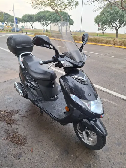 Suzuki An125 Negro Titular