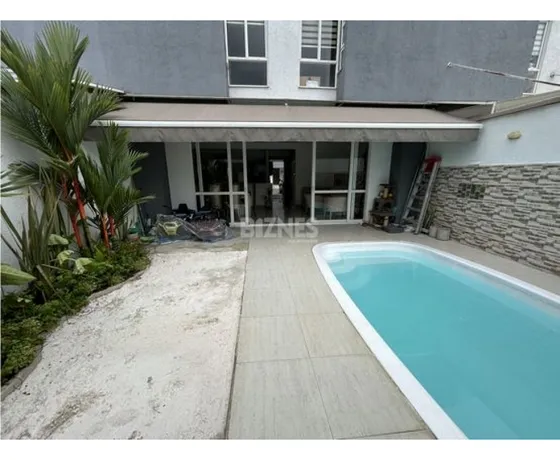 Venta De Casa De 2 Pisos, En Pance, Al Sur 