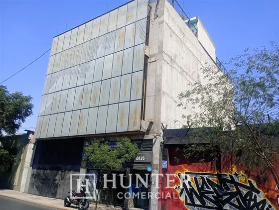 Edificio De Bodega 1867 M2 Cercano Cumming Santiago