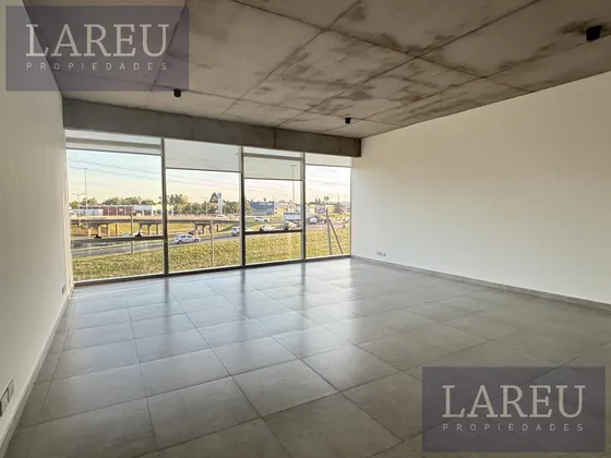 Oficina En Venta , Meridiano - Pilar