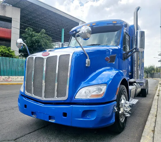 Tractocamion Peterbilt 579 Man 2016