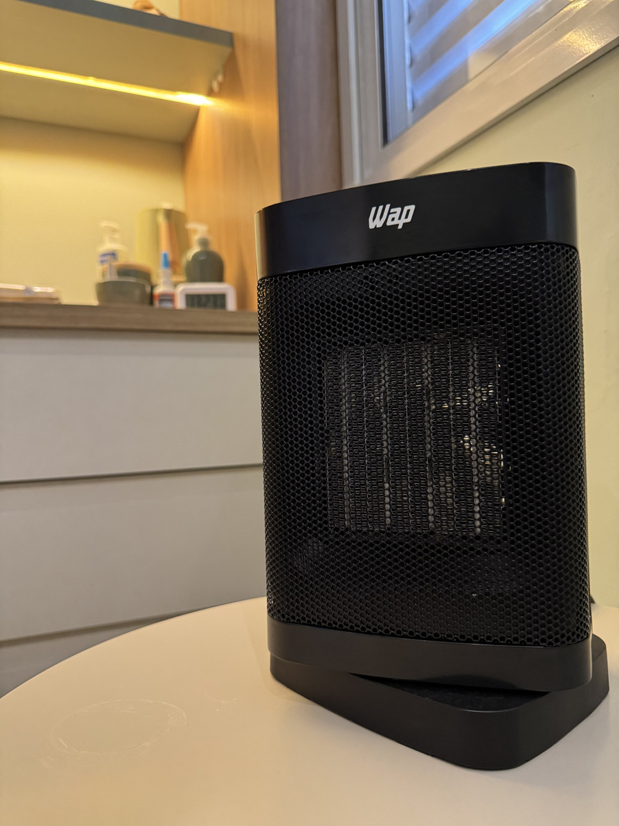 Aquecedor portátil Wap Air Heat Ceramic elétrico 3 em 1 cor preto