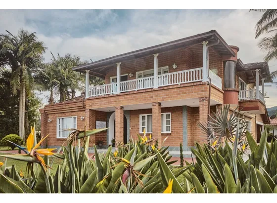 Casa Comercial En Arriendo En Rionegro Sector El Tablazo