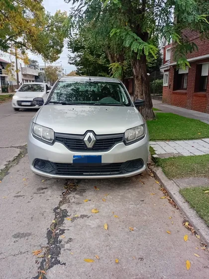 Renault Logan 1.6 Authentique 85cv Nac
