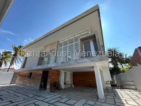 Elegante Y Comoda Casa En Venta En El Este De La Ciudad De Barquisimeto Zona Monte Real Exclusividad De Urbanizacion Mehilyn Perez Asesora