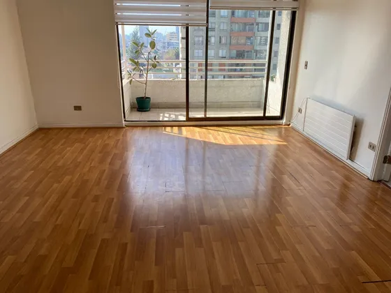 Depto Arriendo, Recibos, 2 Dormitorios, 2 Baños, 1 Bodega.