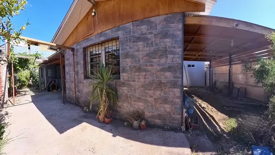 Casa Amplia Con Excelente Conectividad (167691)