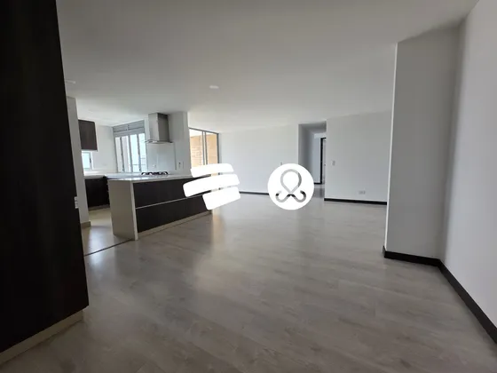 Apartamento En Venta En Loma De Las Brujas 3 Habitaciones