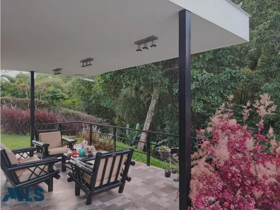 Casa Campestre Cerritos Jardin Ecuestre(mls#244618)