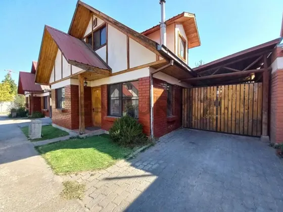 Se Vende Casa En Condominio De Villaseca
