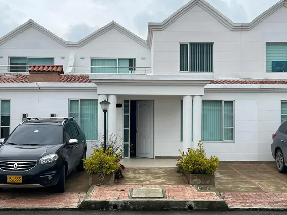 Condominio Las Acacias Club House.