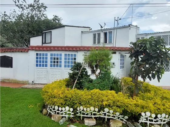 Vendo Casa  En Almería, Bogotá