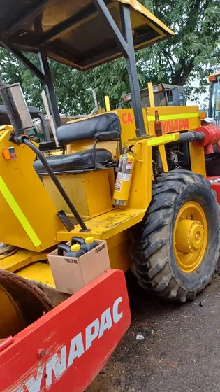 Vibrocompactador Dynapac Ca-15 Modelo 87.