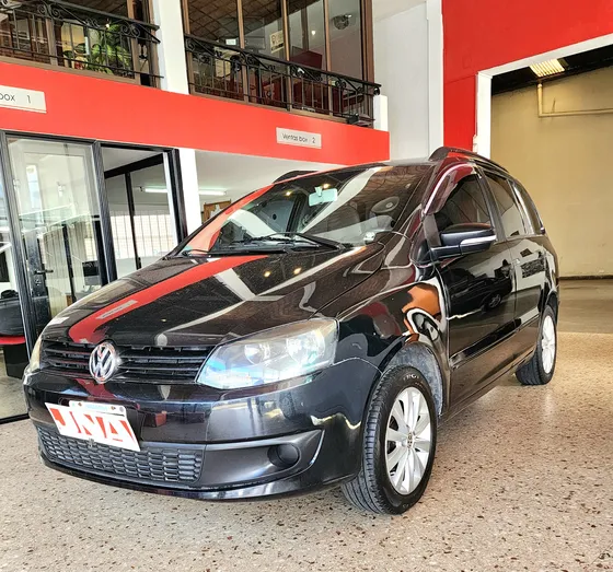 Volkswagen Suran 1.6 Trendline 11b