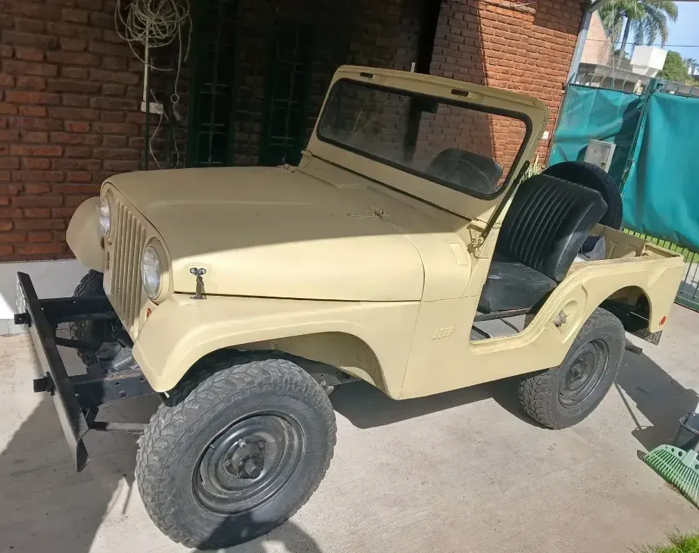 Jeep Ika Corto 4x4; Motor Ford 2.3