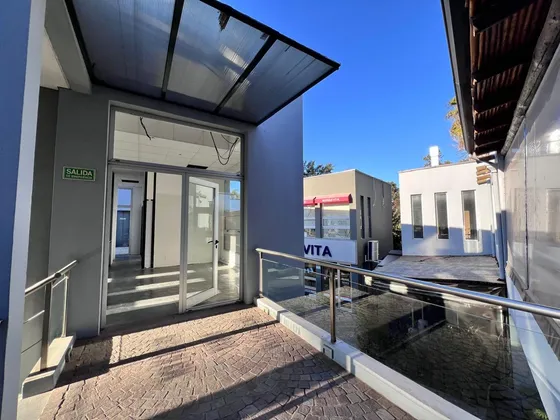 Alquiler Oficinas 50m2.parque Leloir
