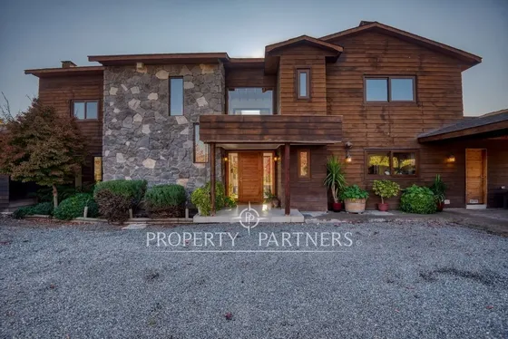 Casa En Condominio Con Excelente Entorno.