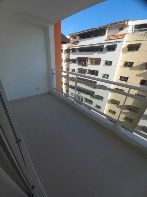 Apartamento En Excelente Ubicación Y Con Planta Eléctrica.