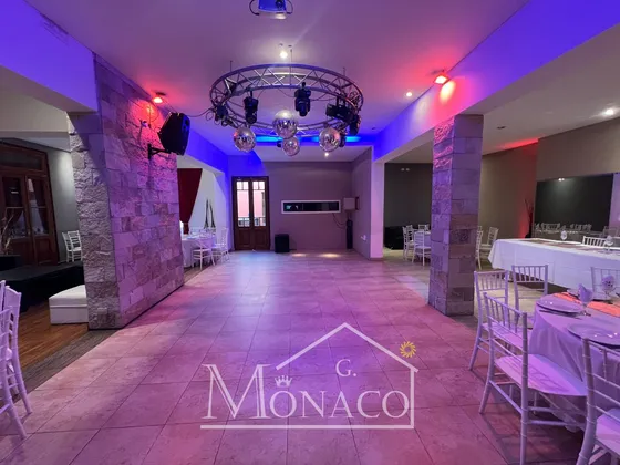 Salon Sobre Lote 17,32 X 41 Con Piscina 