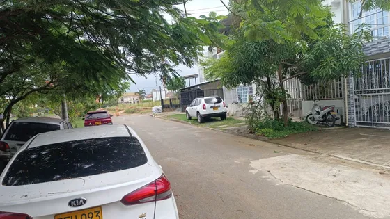 Vendo Casa Trifamiliar En Jamundí 7x25 Mtrs