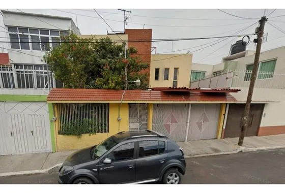 Casa En Remate En Reforma Iztaccíhuatl, F-1602