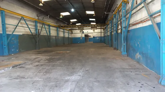 Galpón Industrial 1000 M2 Avellaneda Con Puente Grúa