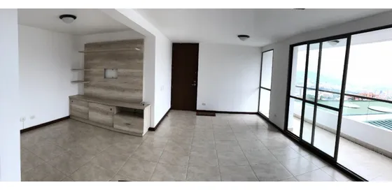 Venta De Apartamento  En Alto De Las Flores  Envigado  