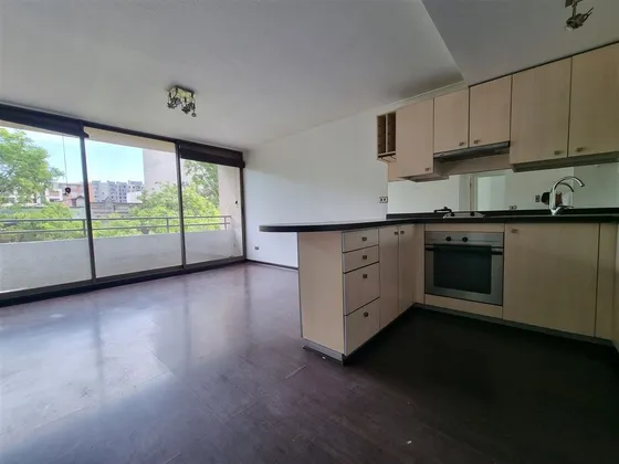 Departamento En Arriendo De 2 Dorm. En Santiago