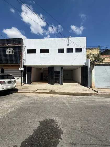Annic Coronado Vende Local En Venta En Av Bolívar Sur (211ms) 310214