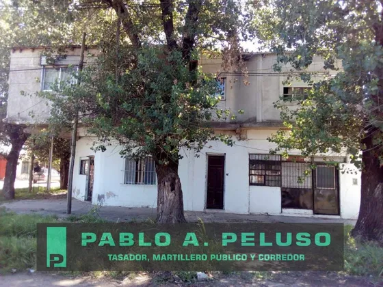 Casa Y 4 Departamentos. Libertad, Merlo. Zona Oeste. Buenos Aires