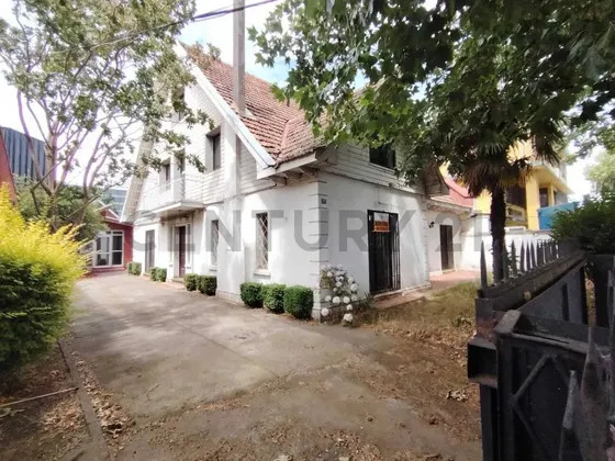 Oportunidad Estratégica Gran Casa En Arriendo Centrica Lo...