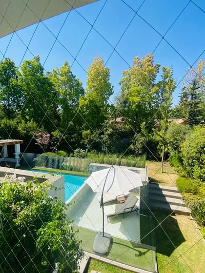 Casa En Venta De 5 Dorm. En Lo Barnechea