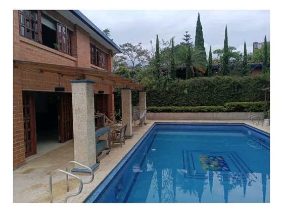 Venta Casa Suramerica, Piscina Privada Con Zona Verde