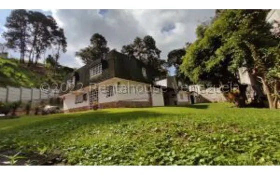 #23-11202  Linda Casa En Club De Campo 
