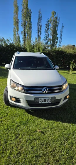 Volkswagen Tiguan 2.0 Sport & Style Tsi 200cv