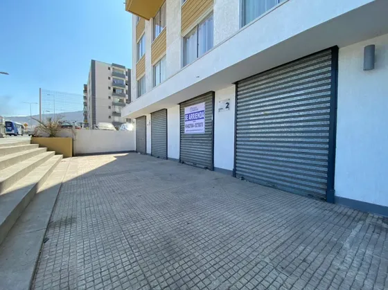 Se Arrienda Local Comercial, Sector Norte,