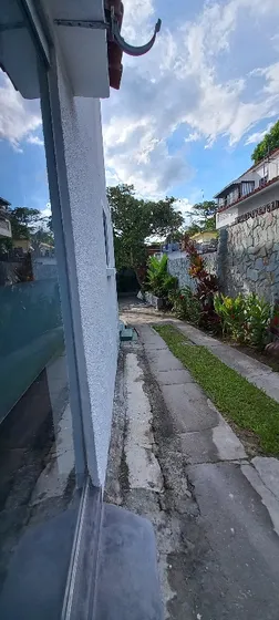 Altamira Av Luis Roche. Alquilo Parte Baja  De Una Casa 210m