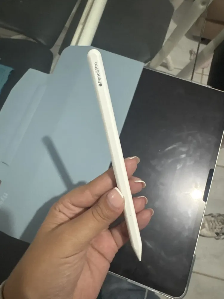 Caneta Apple Pencil Pro para iPad Air M2 M3 e M4 - Pro M4 M5 e A17