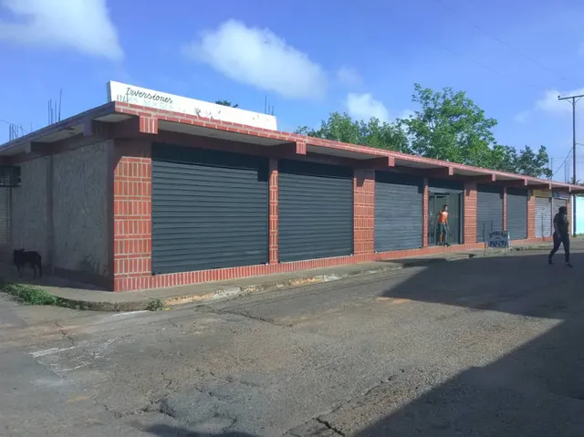 Locales En Punta De Mata-calle 5 De Julio Ve02-1805pdm-staffjs