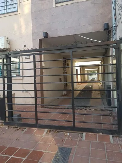 Departamento 2 Ambientes Con Terraza Propia Y Cochera