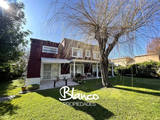Casa  En Alquiler En Villa Olivos, Garin, Escobar