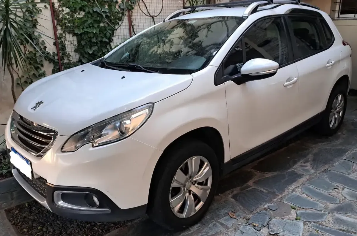 Peugeot 2008 1.6 Allure